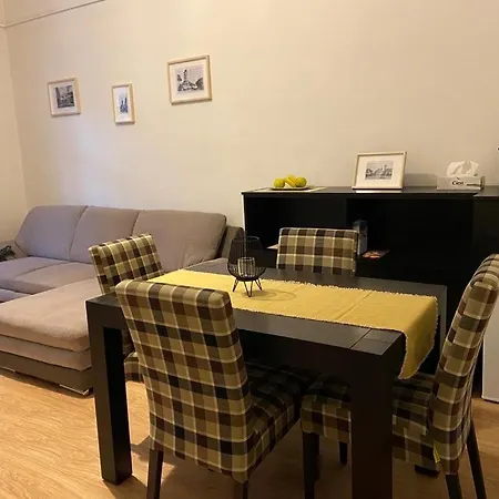 Studio Tribune Apartment *